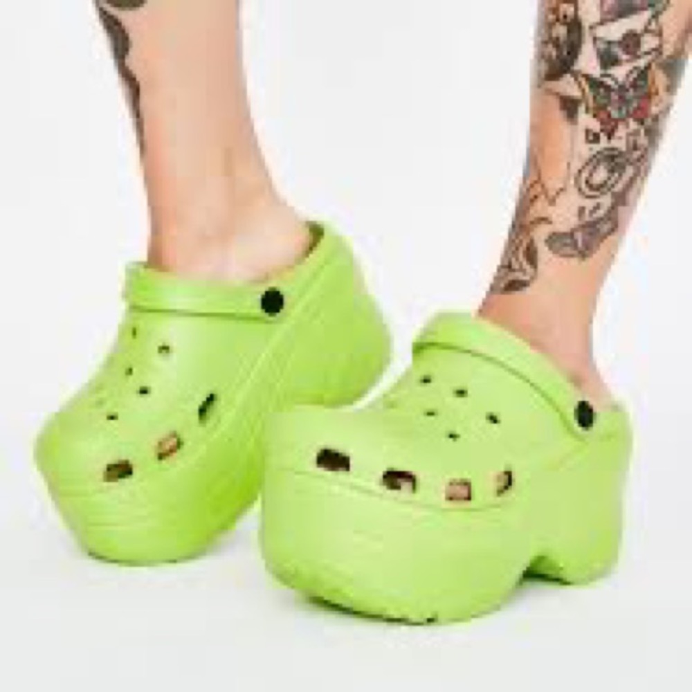 Platform Croc a brand new with box!